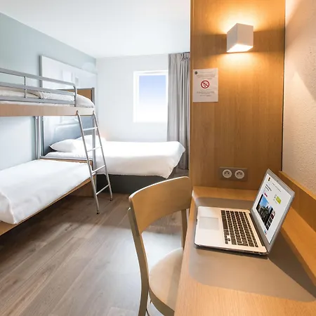 Rennes Est Sevigne Szálloda 2*